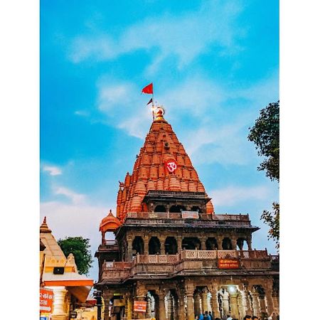 Hotel Adarsh, Ujjain Dış mekan fotoğraf