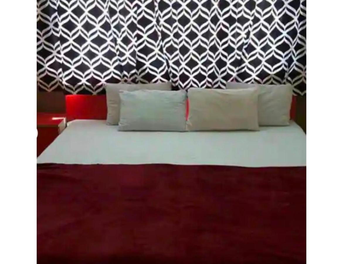 Hotel Adarsh, Ujjain Dış mekan fotoğraf